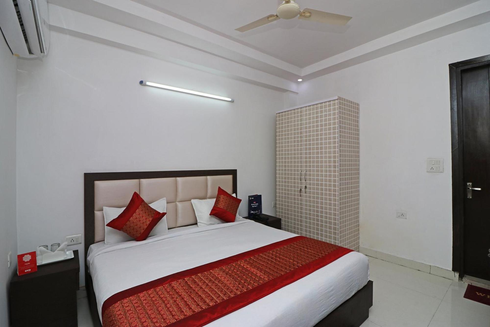 Hotel O Avalon Palace New Delhi Exterior photo